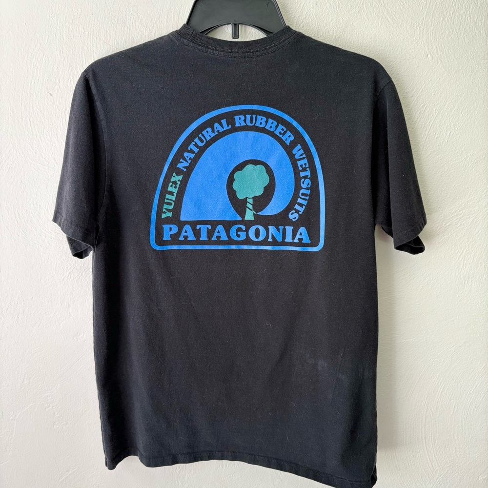 Patagonia Black Short Sleeve Graphic T-Shirt